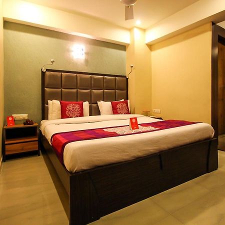 Oyo 8786 Hotel Maan Residency Ahmedabad Ngoại thất bức ảnh