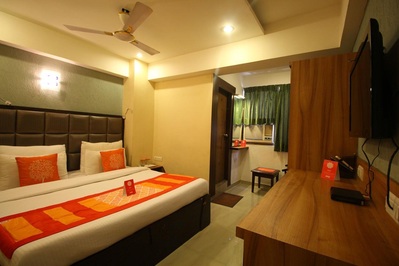 Oyo 8786 Hotel Maan Residency Ahmedabad Ngoại thất bức ảnh