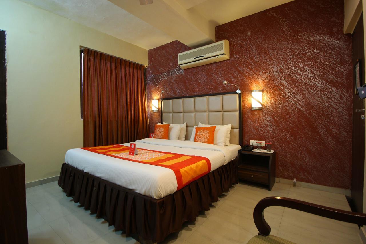 Oyo 8786 Hotel Maan Residency Ahmedabad Ngoại thất bức ảnh